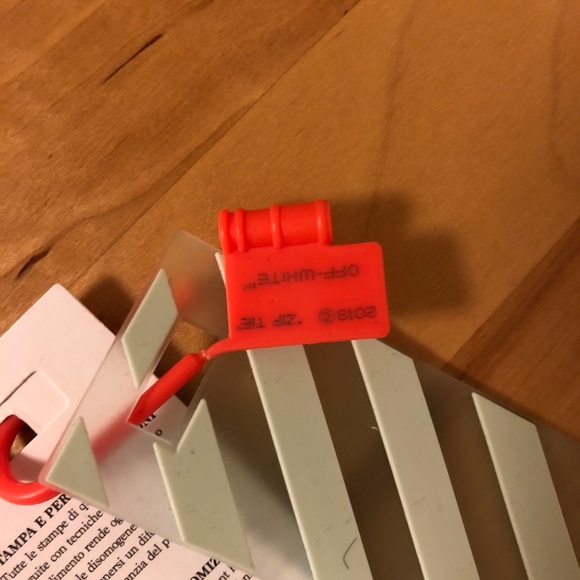 Authentic Off-White WILL YOU MARRY ME T-SHIRT - Picture 6 of 6